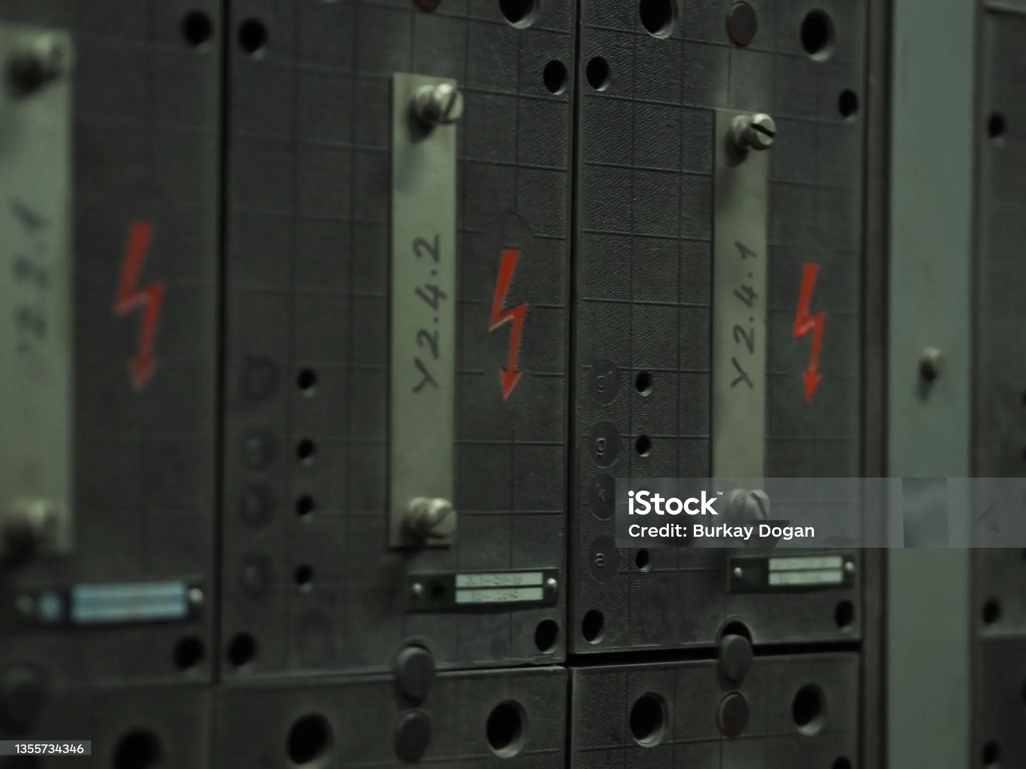 Inverter Enclosure & Mounting Frames