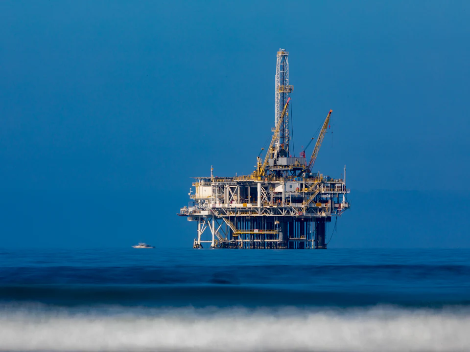 Offshore oil and gas platform